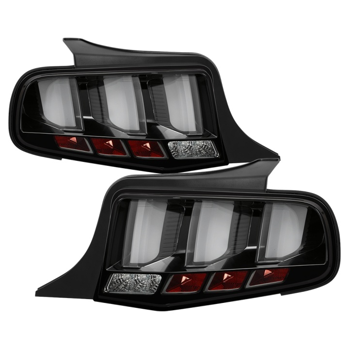 ALT-YD-FM10-LED-BK Ford Mustang 2010-2012 Light Bar (Sekventiell Blinkers) LED Baklampor - Svart Spyder Auto Spyder Auto